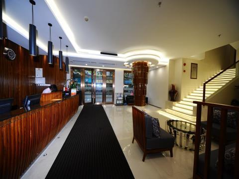 Super 8 Guangzhou Railyway Station Hotel Екстериор снимка