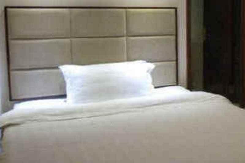 Super 8 Guangzhou Railyway Station Hotel Екстериор снимка
